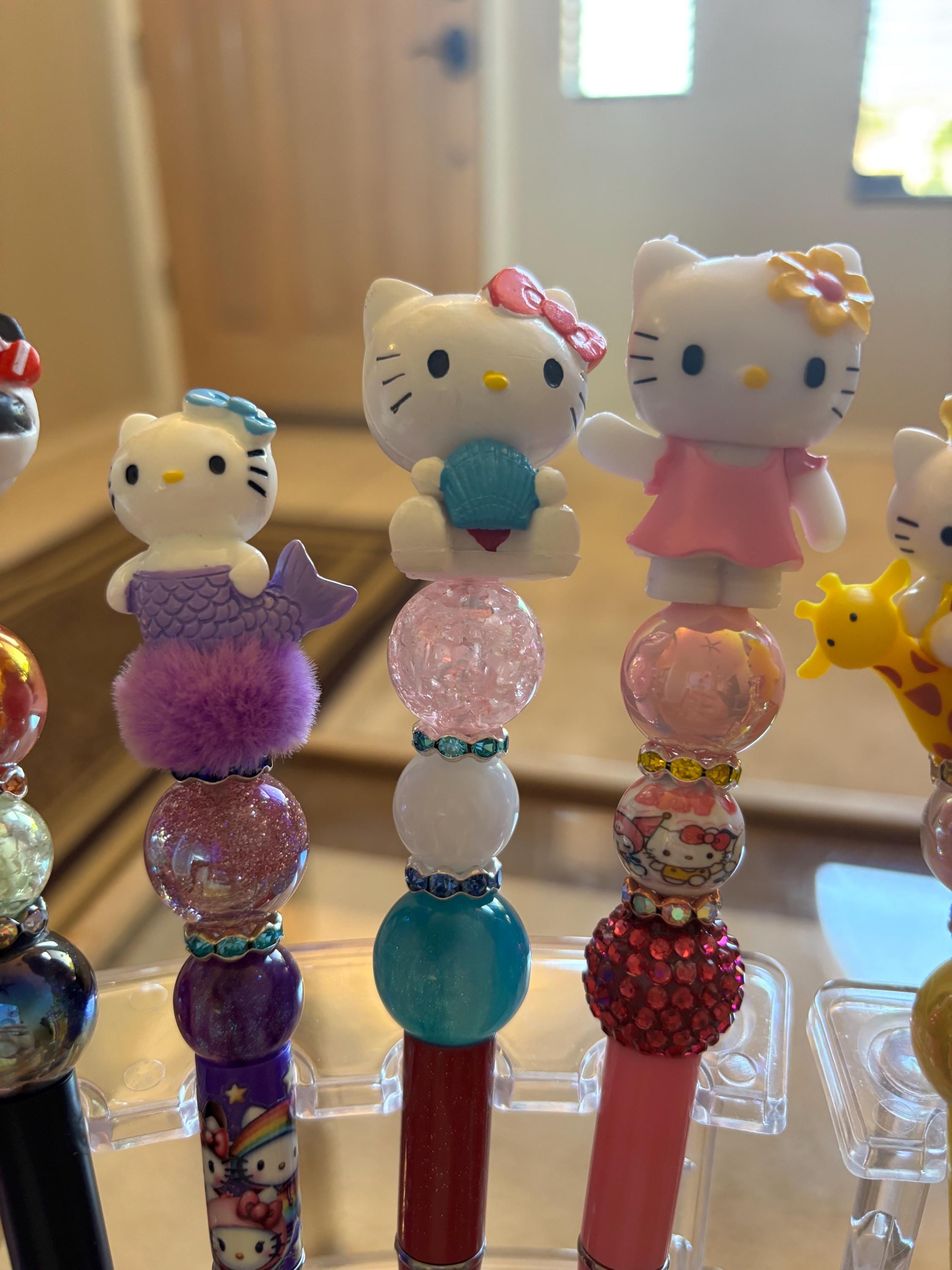 Hello Kitty Pens with Extra Black Ink Refill