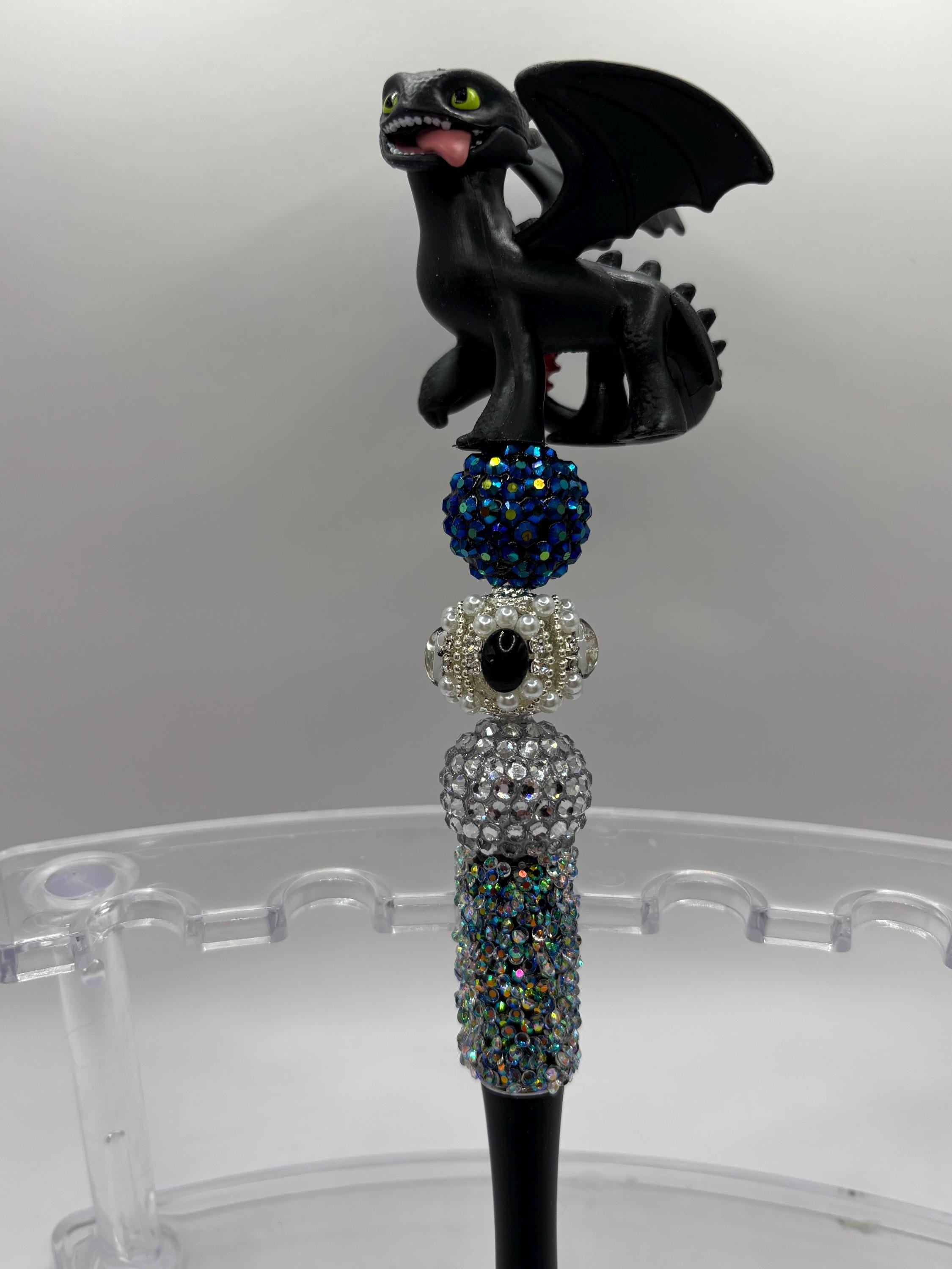 How to Train Your Dragon Inspired Beaded Pens – Toothless, Light Fury & Hiccup