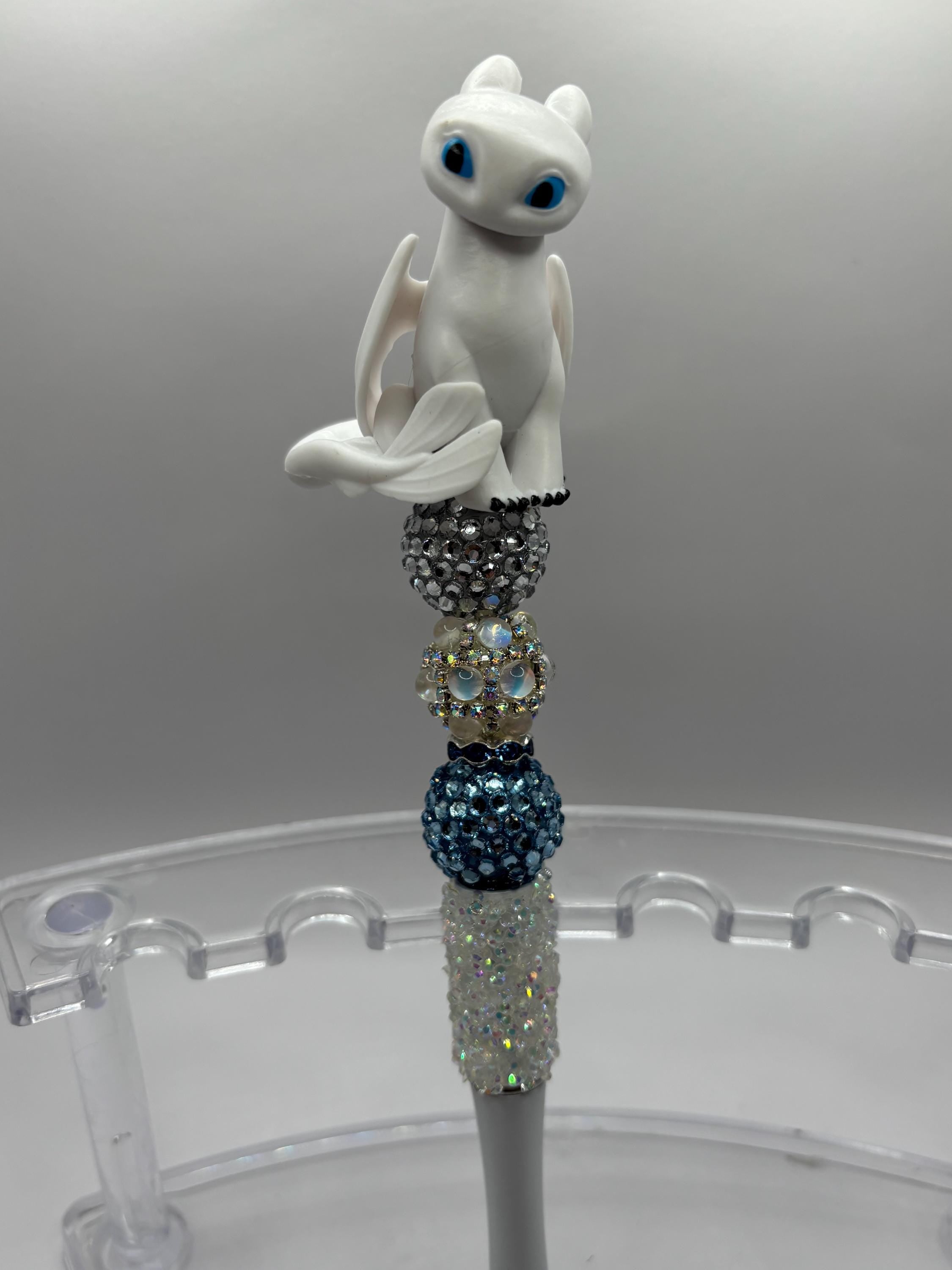 How to Train Your Dragon Inspired Beaded Pens – Toothless, Light Fury & Hiccup