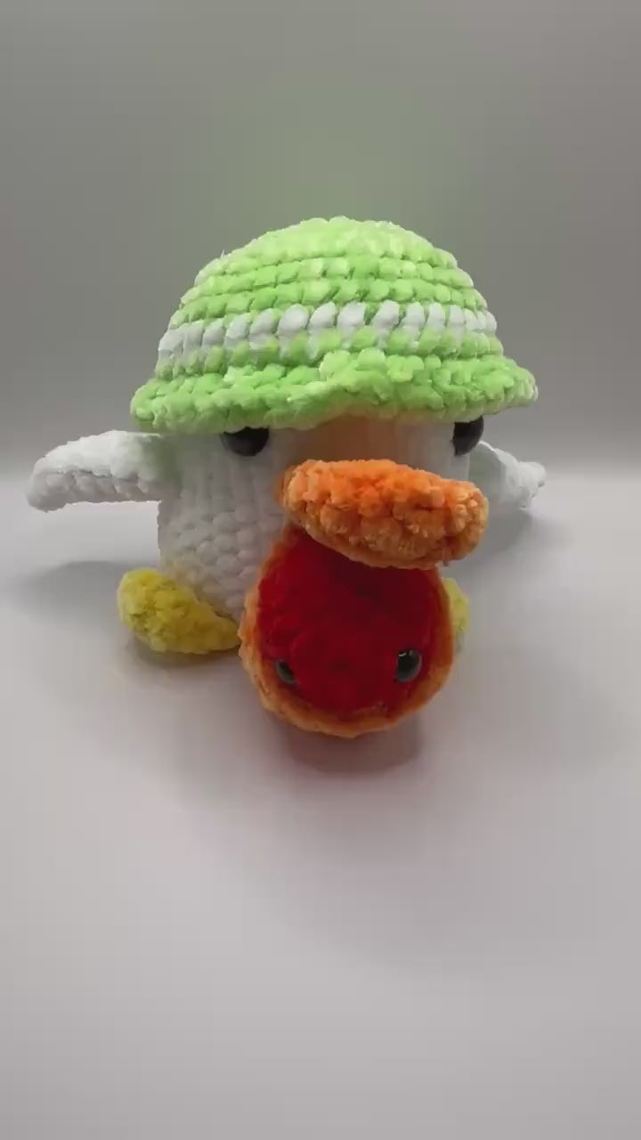 Crocheted Pelican & Crab Set – Chenille Amigurumi Plush, Coastal Décor